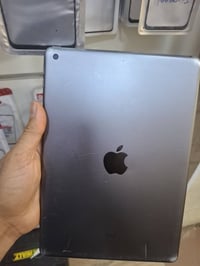 ايباد 8 • بطاريه مبدله • للبيع