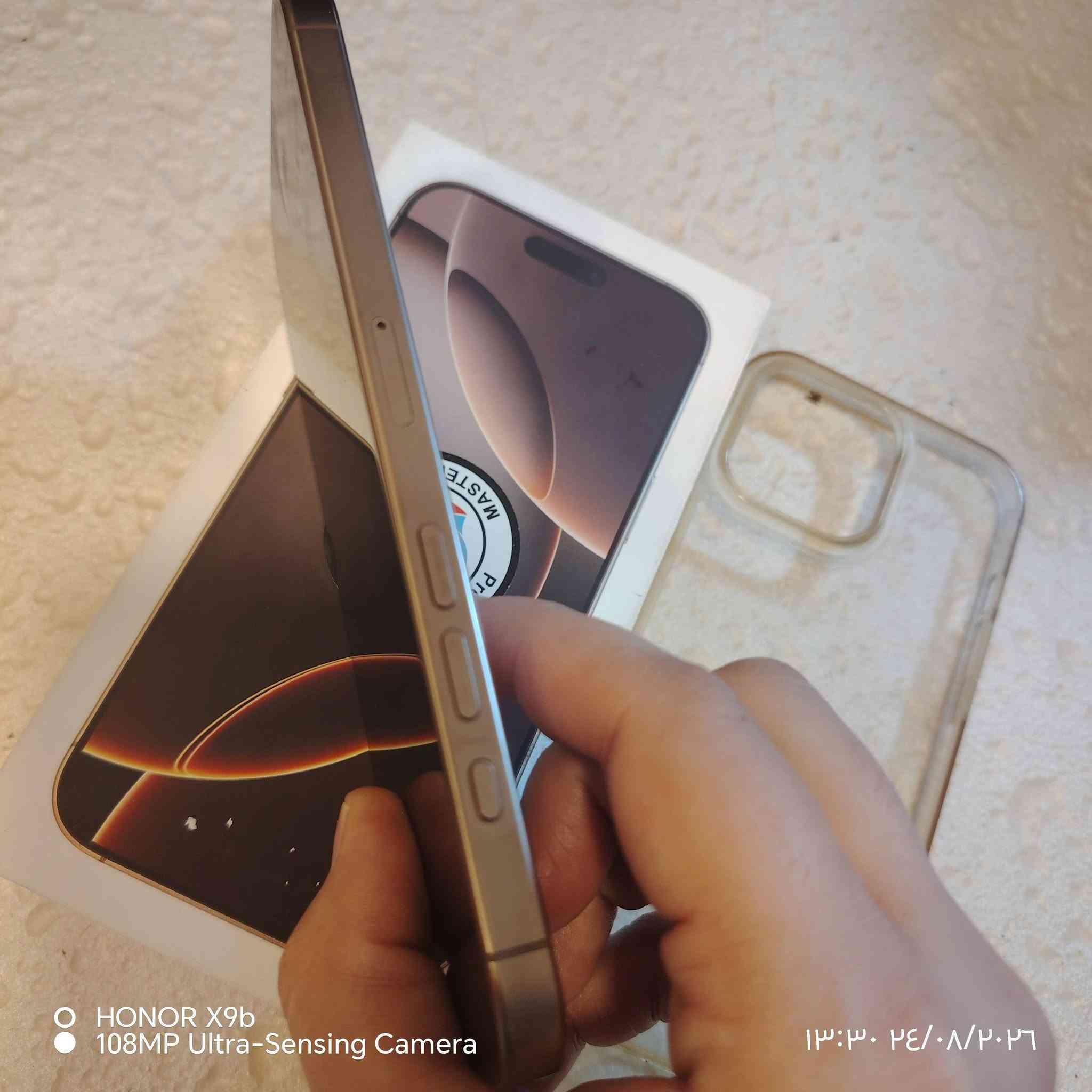 ايفون ١٦ برو ماكس ذاكره ٢٥٦ بطاريه ٩٦ جهاز وتر شرق اوسط نموذج M بعده بلضمان جهاز مكفول  شخط مابي نضافته ١٠٠ ١٤٥٠ وبي مجال بسيط لتواصل ***********
