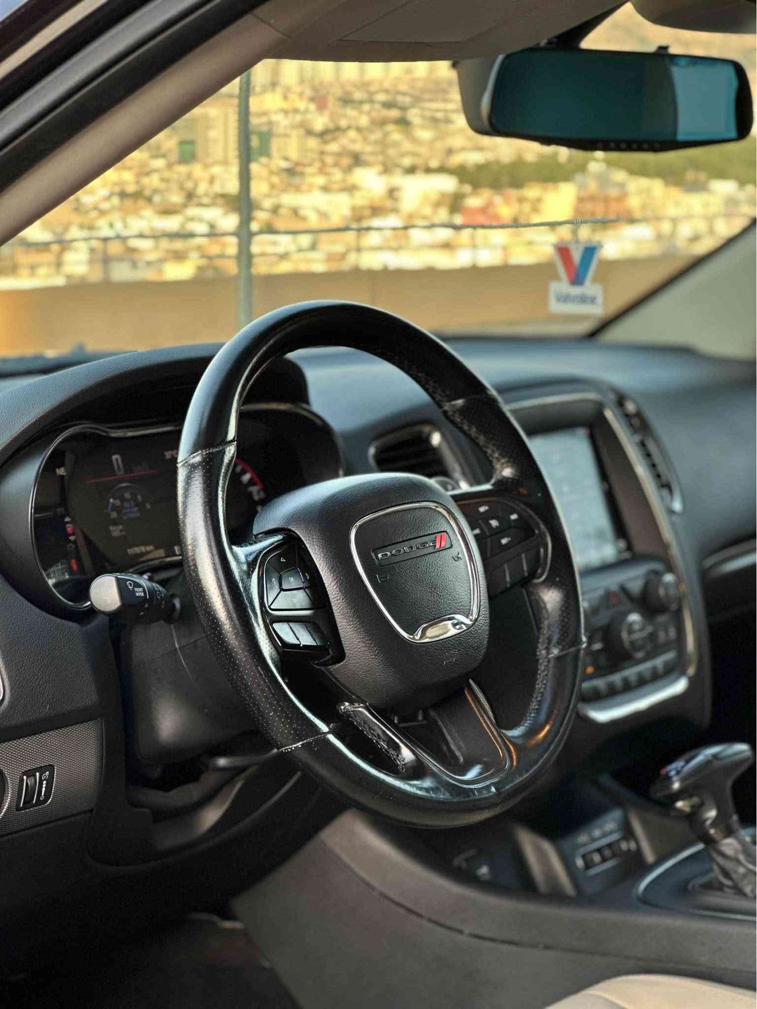 Dodge Durango GT Plus 2020  AWD  ... 3.6liter
سيارة عائلية راقية ٧ راكب

 ملاحضة ⚠️ : سيارة يد واحد من شريكة انطيك بكل ضمانات و بشرط اي فحص يعجبك كفالة عامة 

محرك  : ٦ سلندر تنفس طبيعي ....3.6 liter
قوة حصانية محرك  : 295 حصاتن
تصنيع السيارة  :   وكالة خليجي طلعنا من شركة لحد لان اليد واحد
 ماشي  : ١١٧ الف كيلو متر  
وضع السيارة :  مكفولة كفالة العامة  ...بدون صبغ...بدون رصعة ..بدون تعديل دعامي الي دعامي كفالة علي وضع البيلادي بشرط

مواصفات السيارة  : 
شكل SRT بلادي ....سلايد ....بصمة شغال....داخل بيجي كشنات امامي و خلفي جلد و تدفئة و خزن و كهرباء ... ستنيرن تحكم و تدفئة...شاشة كبيرة تحكم ديجيتال car play و android.... لايت led ... نبريد مركزي ٣ قطع ... نطام قيادة eco + sport .... حساس امامي و خلفي ... كاميرا ..... بصمة ابوب ..... Auto start....گیر اوتوماتيك و عادي ..... padel sheft ....مثبت سرعة .... هوك خلفي 
راديتر كبير مال V8 بلادي وبعد هوايا مواصفات معروفة 

الرقم السيارة : سلیمانیة بأسمي تحويل مباشر 

مكان السيارة : مركز محافظة  السليمانية

سعر مطلوب : ٢٩٣ ورقة مجال السليمانية, العراق
