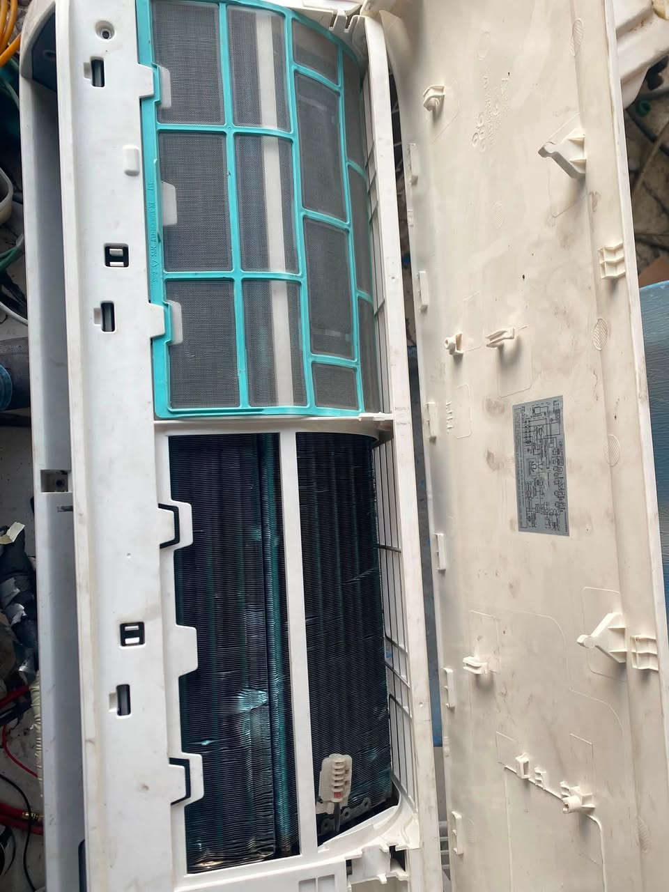 سبلت واحد طن غاز 22 
سعر 225 الف ***********
