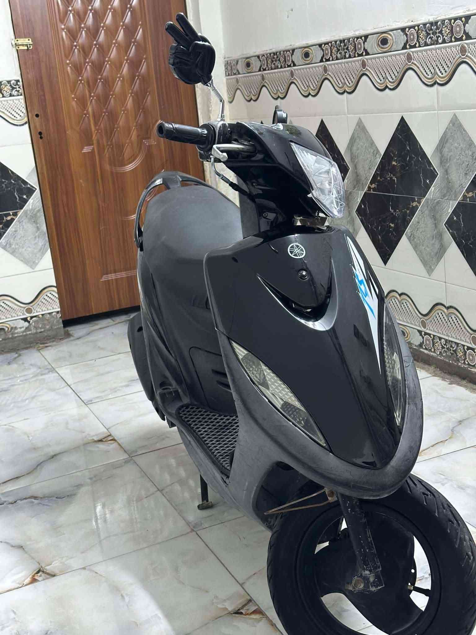 السلام عليكم دراجه ماكس عدله دراجه كله شغال سلف هندر اشایر كهربائيات  ما بيها اي نقص  جيب فيتر وتعال افحص دراجه  حلوه بالعافيه ع الياخذها السعر 750) العنوان بغداد مدينه الصدر اتصل ***********

