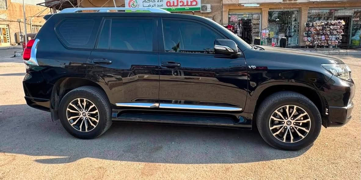 برادو موديل 2022 مكفولة كفالة عامة
فئة TXL ماشية 70 الف 
السيارة تضليل سنوية 
تغليف PPF بالكامل 
السعر 435 
عنوان بغداد المنصور
***********
