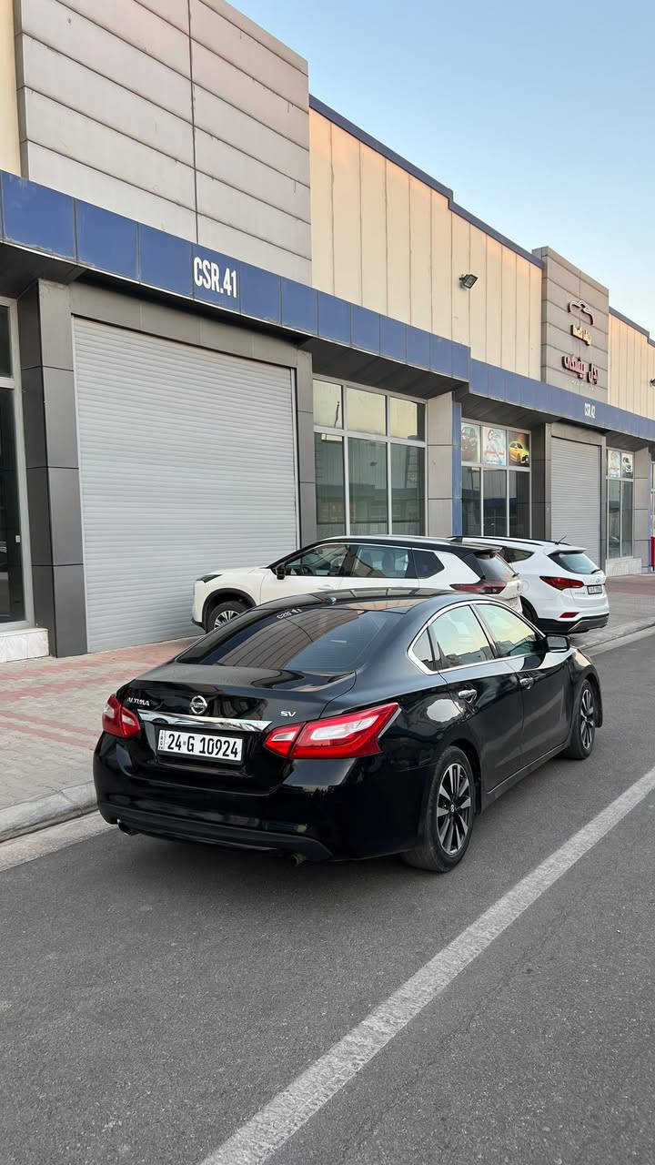 ارخص سعر 98 ورقه بدون معاملة💐
٢٠١٨ ضرر ٣ قطع كلير بدون ضربة بدون دواخل و ارباكات
مكفولة من (كير و محرك و تبريد و تحويل) شرط….
مكان السياره دهوك فقط للبيع بدون مراوس رجاء…
شبر سقف بيها اثار ماء السبلت باقي سياره كفاله…
***********
