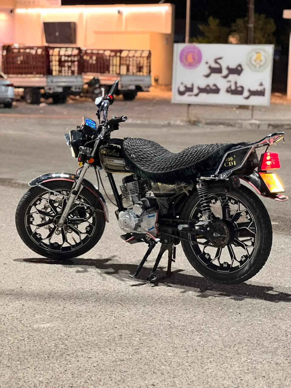 السلام عليكم بيع سريع نامة برو توبرو موديل 25حجم المحرك 200ccالدراجة على وضع الشركة مابيها ضرر نشاط فول كله شغال السعر 775وبيها مجال المكان حمرين رقم ***********
