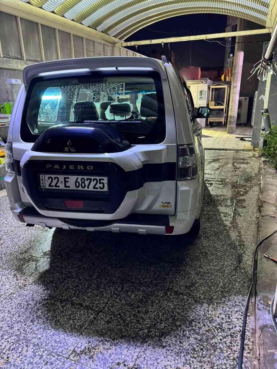 للبيع باجيرو 2018 حبتور
السيارة نظيفة جداً فقط بيهة طخة وعلى اثرهة مبدل الدعامية الامامية ولجاملغ الي جهت السايق بارد فقط غير هذا كلشي ما بيهة السيارة 
مواصفات:
ستة سلندر 3500cc
شاشة تبريد ٣ قطع 
سبعة راكب 
حساسات خلفية 
كشنات مخمل 
ماشية 104264km قابلة للزيادة 
السيارة بأسمي تحويل ثاني يوم 
اي غرامات ما عليهة رقم جديد سنوية جديدة
ادامة السيارة والتبديل الي عليهة:
صدر جديد
دبلات جديدة 
تصفير فلنجات 
تبريد ثلج 
فلاتر عامة كلهة مبدلة
دهن كيلو واحد ما يتأخر عليه 
دهن الكير مبدلة ب80 الف كيلو 
دهن بريك مبدل 
لايت زنون عالي 8000w
السكن منضومة لد 
الناصي 4500w
كلوب ما بيهة نقص 
عندي سونار الهة كامل 
كير ومحرك كفالة من كلشي برغي ما مفتوح بيهم 
تخم تاير نص عمر 
منظومة التبريد الراديتر ادامة الهة كاملة ومي راديتر اصلي 
السيارة نقصة فقط محول مازدة امامي جهة السايق 
رقم السيارة اربيل بأسمي اني احولك ثاني يوم 
مكان السيارة بغداد حي اور 
رقم الهاتف ***********
رجاءاً مو شراي لا تتصل 
اسف على الاطالة وشكراً

السعر 🟩 190 وبيهة مجال
