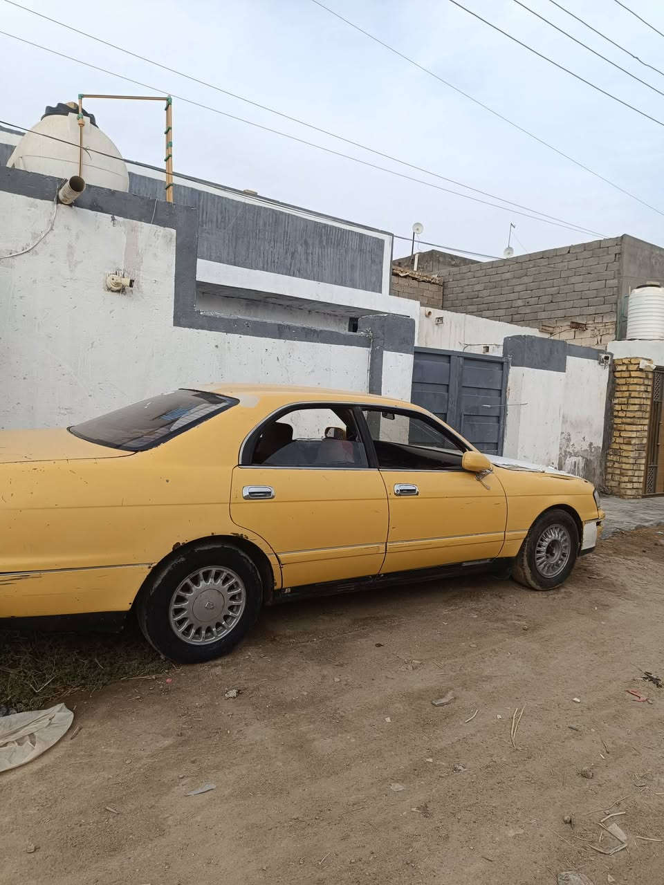 سلام عليكم بطه للبيع موديل 2000 سنويه نهاية 2019كارتونيه المالك بلناصريه ابو الوكالة ذي قار رفاعي السعر 17 وبيها مجال ***********
