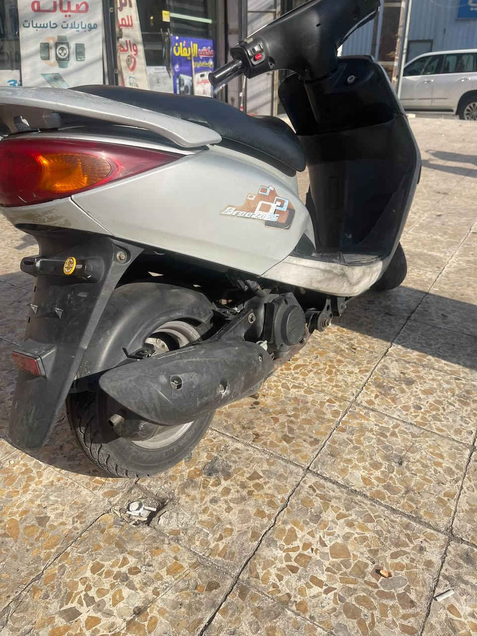بريز للبيع العنوان بغداد /الشعب 

السعر ٦٠٠ 
***********
