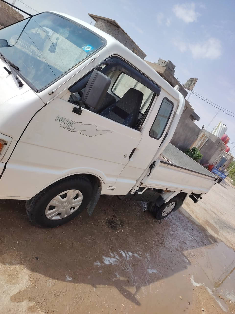 كيه بنكو للبيع موديل 96
سته جنكال قماره وربع كير مكينه حداديه مكفوله مكان السياره النجف شارع الصب مقابل مجسر الشهداء الجديد قرب أسواق تلعفر السعر 55 وبيه مجال واذا مراوس حسب القناعه غير متواجد ع الفيس بوك اتصل

*********** الاتصال
