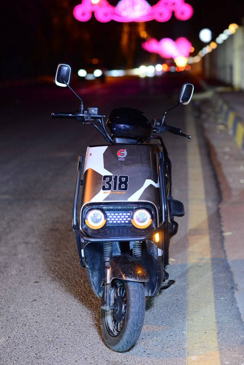 دراجه شحن 318
مواصفات 6 بطاريات مصطره
2000w
مستخدمه شهرين من الشغل لل بيت
ما تصرف شحن
تشحنه شحنه وحده تمشيك اليوم كامل وين ما تروح
درجه كلشي ما بيها بعدها زيرو
الرقم. ***********
