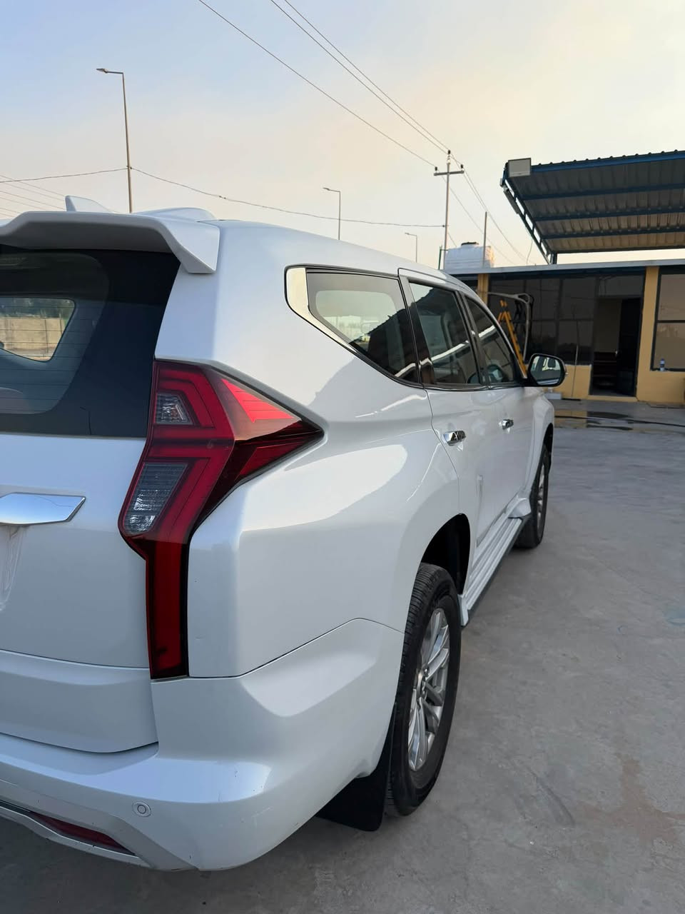 للبيع باجيرو سبورت 2020
🔹 فول مواصفات
🔹 باب السدر مبدل فقط
🔹 السعر: 230 ورقة

📞 للتواصل:***********
