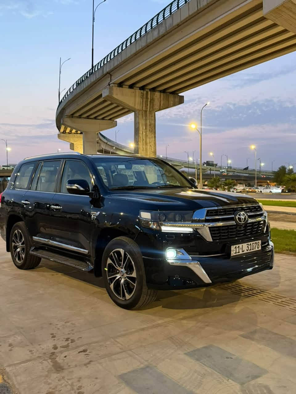 لاندكروز VXR • ٢٠٢١ • ماشي ٨٠ الف