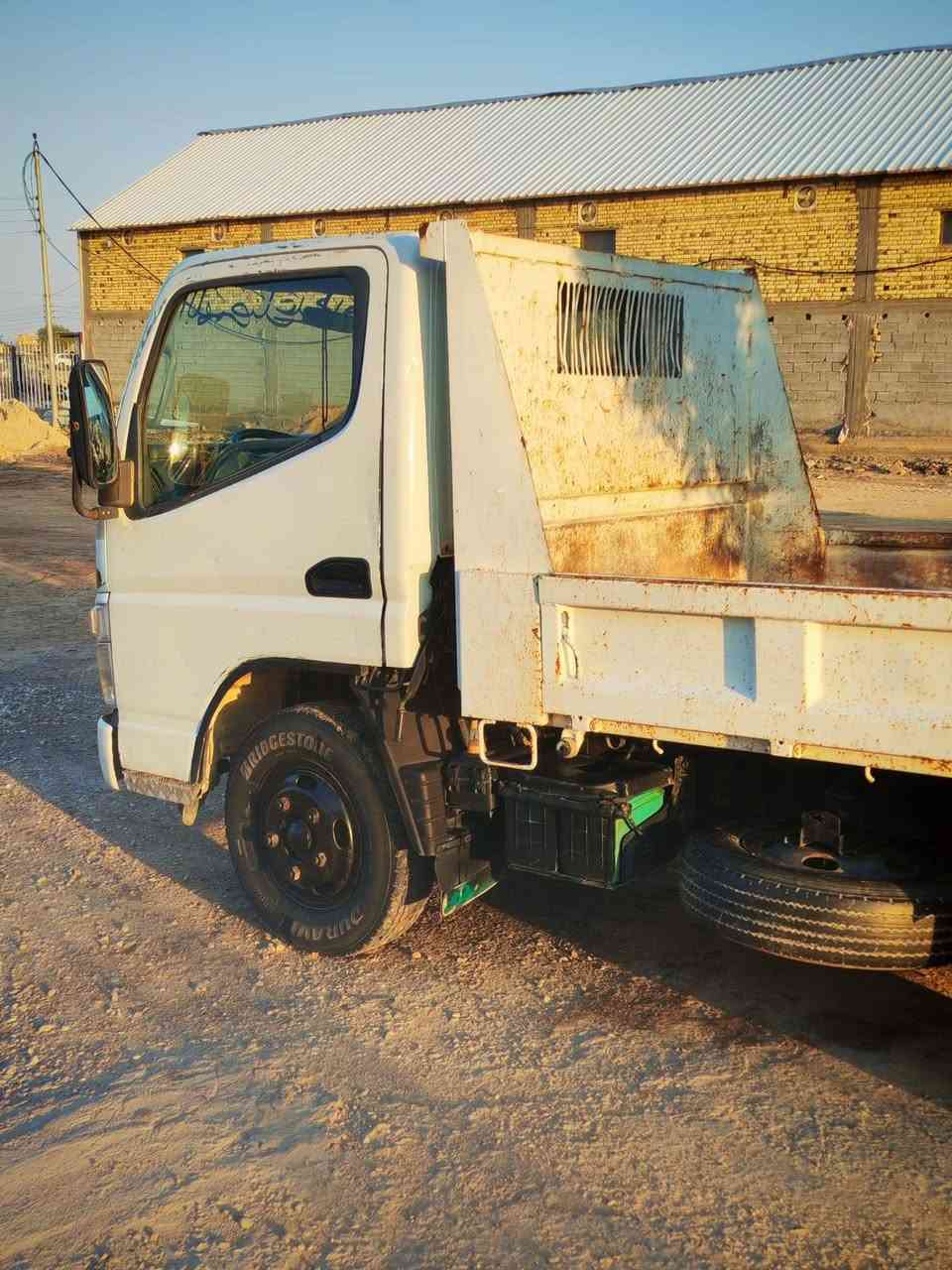 كنتر مستيبوشي زيرو نثيه  موديل 2002 بعدها  مامرقمه منفيس دخوليه وكاله  كلها كامله وتوها داخله هزه  
السعر 95 ورقه وبيها مجال 
المكان الناصريه الغراف  
مكلف بنشر رقم راعيها 
***********

