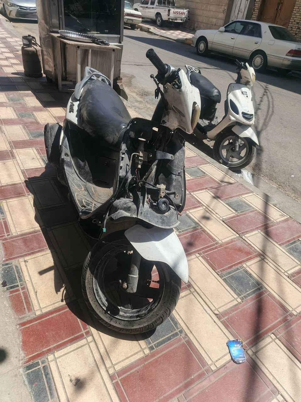 دراجه اكزز للبيع شغاله نكره هندر
ابيعك كوم حديد 175 
للاستفسار
***********
