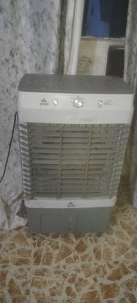 مبرده كوفيره نضيفة البيع السعر ٥٠ الف العنوان الحريه الهاتف 0776216648...