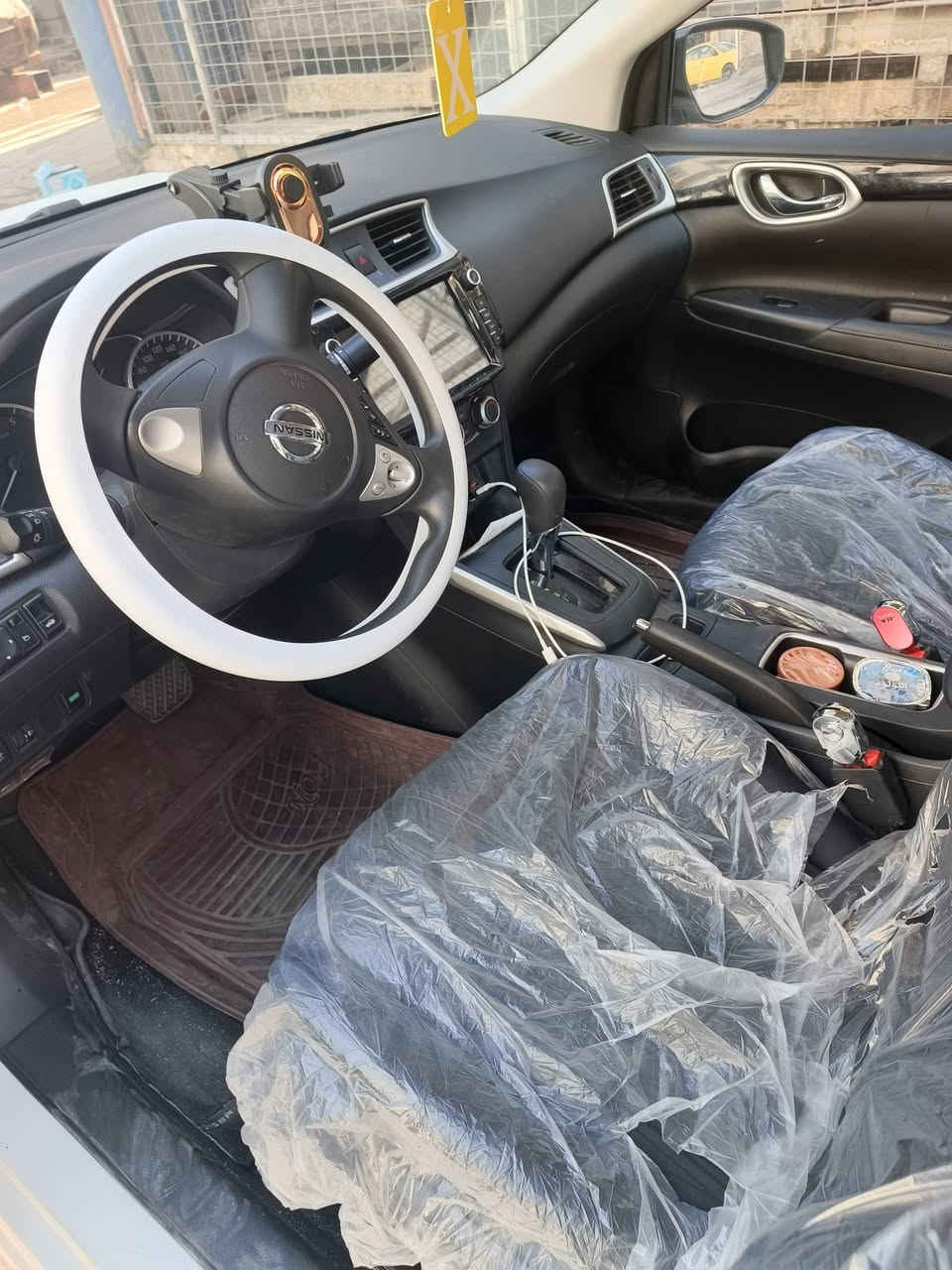 نيسان سنتره 2025
ماشيه 16000
بيه بارد  بصيط
125$
***********
