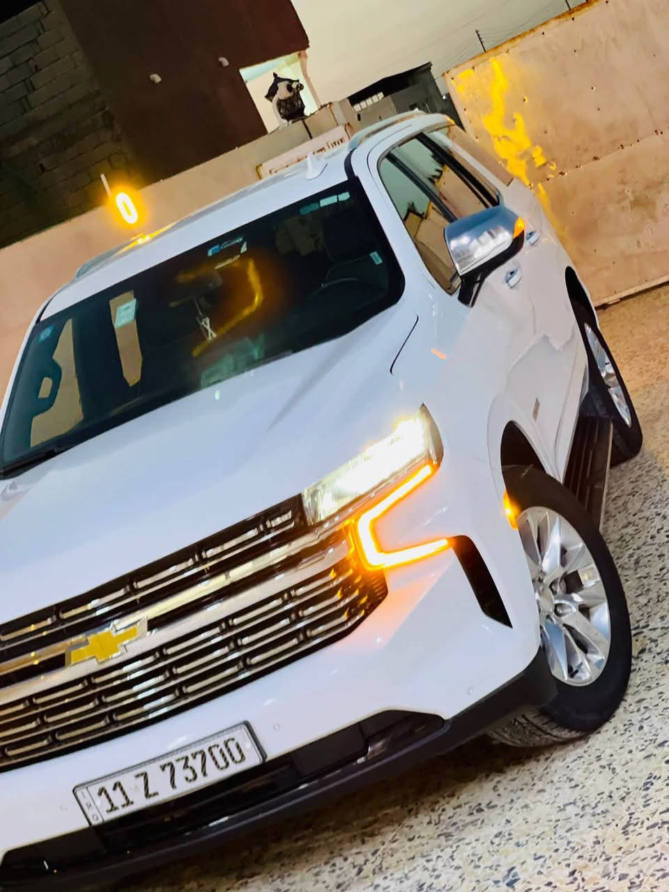 ســــــلام عليكم  للبيع او مراوس
تاهو PREMIER 2023
8سلندر (5300) تو ويل
ماشية:80 الف
وارد امريكي رقم بغداد انكليزي 
الحادث:جاملق خلفي اليمين ومصلح المدكر الايمن اثر شخوط وشويه بدايته بي صبغ قليل بدون لا دواخل ولا شاصي كله بلاد جميع اليرباك سليم 
______________________________________
فول موصفات: ماعدة التنته والشاشات خلفيه .
موصفات: 
كراسي جلد طبيعي معروف بلتاهو 
ال كراسي كهربائيه 
كراسي هزاز (عند اقتراب السياره من شي)
كراسي (تبريد/تدفئه)خلفي 
شاشه لمس  
شحن الهاتف لاسلكياً
مثبت سرعه
نظام هندبريك دكمه 
مانع نزلاق 
فول تحكم استيرن جهتين
استيرن كهربائي
استيرن تدفئه
صندوق كهربائيه (شفط)
فتح وغلق صندوق تلقائياً عن طريق القدم
حساسات خلفيه اماميه 
نظام تحكم بمستوى الضوء الداخلي 
اوتو ستوب  
مري شفط 
شاشه اماميه كبيره الاصلي 
تشغيل عن بعد
______________________________________بعد بيها موصفات هواي 
______________________________________
السياره جاهزه من كلشي  اي نقص مابيه على وضع الشركه 
_______________
مكان السياره:البصره
الاستفسار الهاتفـ***********
واتساب ***********
السعر خــــاص
