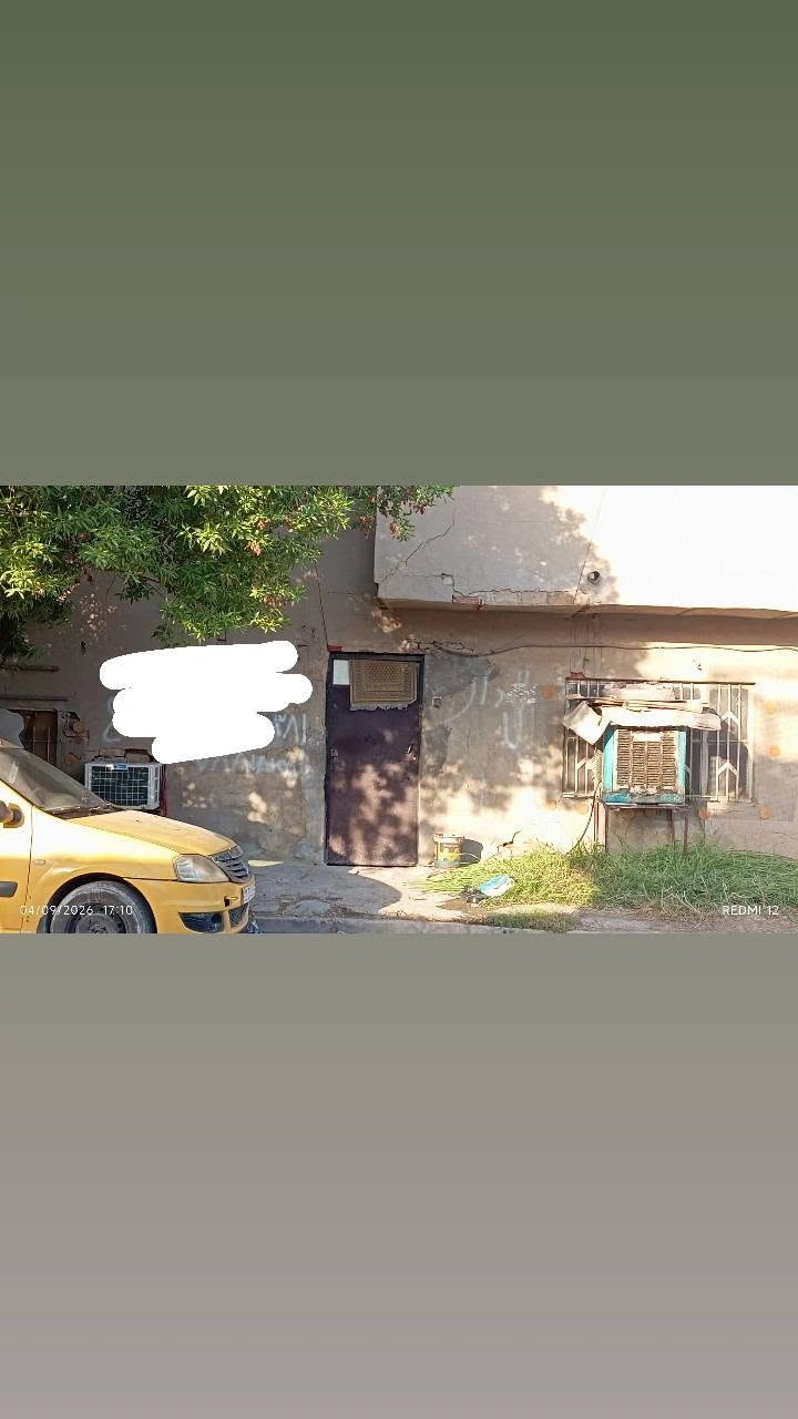 الدار للبيع 
مساحه ٨٠ متر امامية طابق واحد يحتوي على ٣ غرف بناء قديم  العنوان الشعلة قطاع الثاني مقابل مدرسة الامام الكاظم الابتدائية
ارقام التواصل
‏‪***********‬‏
***********
