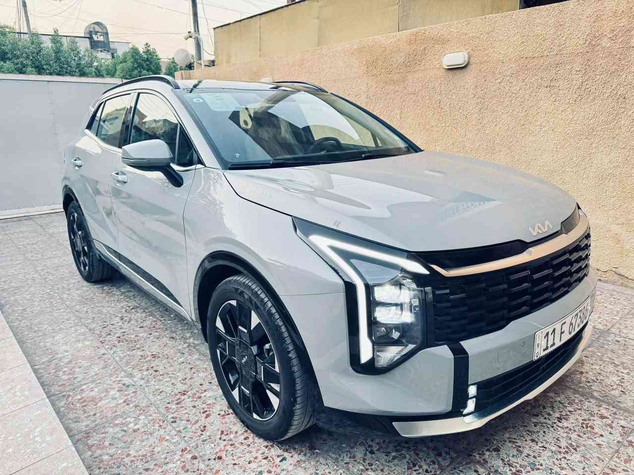 السلام عليكم 
سبورتج 2026 مال الشركه الدوليه الضمان 5سنوات  8تبديلات دهن و5طوره 
المواصفات بل صور  ماشيه الف وشويه
السعر 260$
***********
