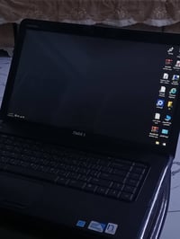 لابتوب شغال • برامج مثبتة • حجمة الچبير