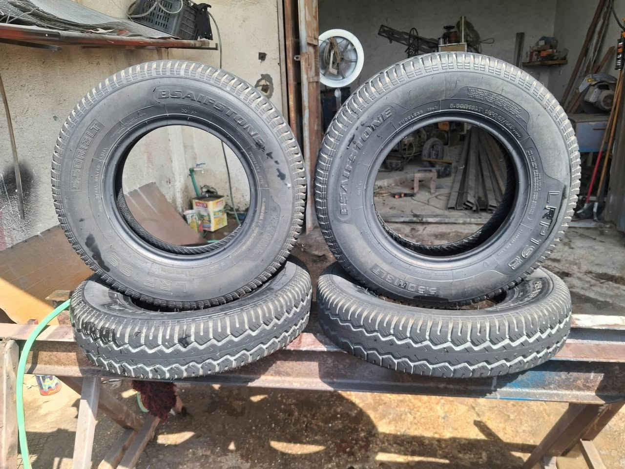 سلام عليكم تايرات خلفيات عدد4 قياس13R550 انتاج 2026جدد اسبوع مشدودات على السياره مكان كربلاء استفسار *********** ***********
