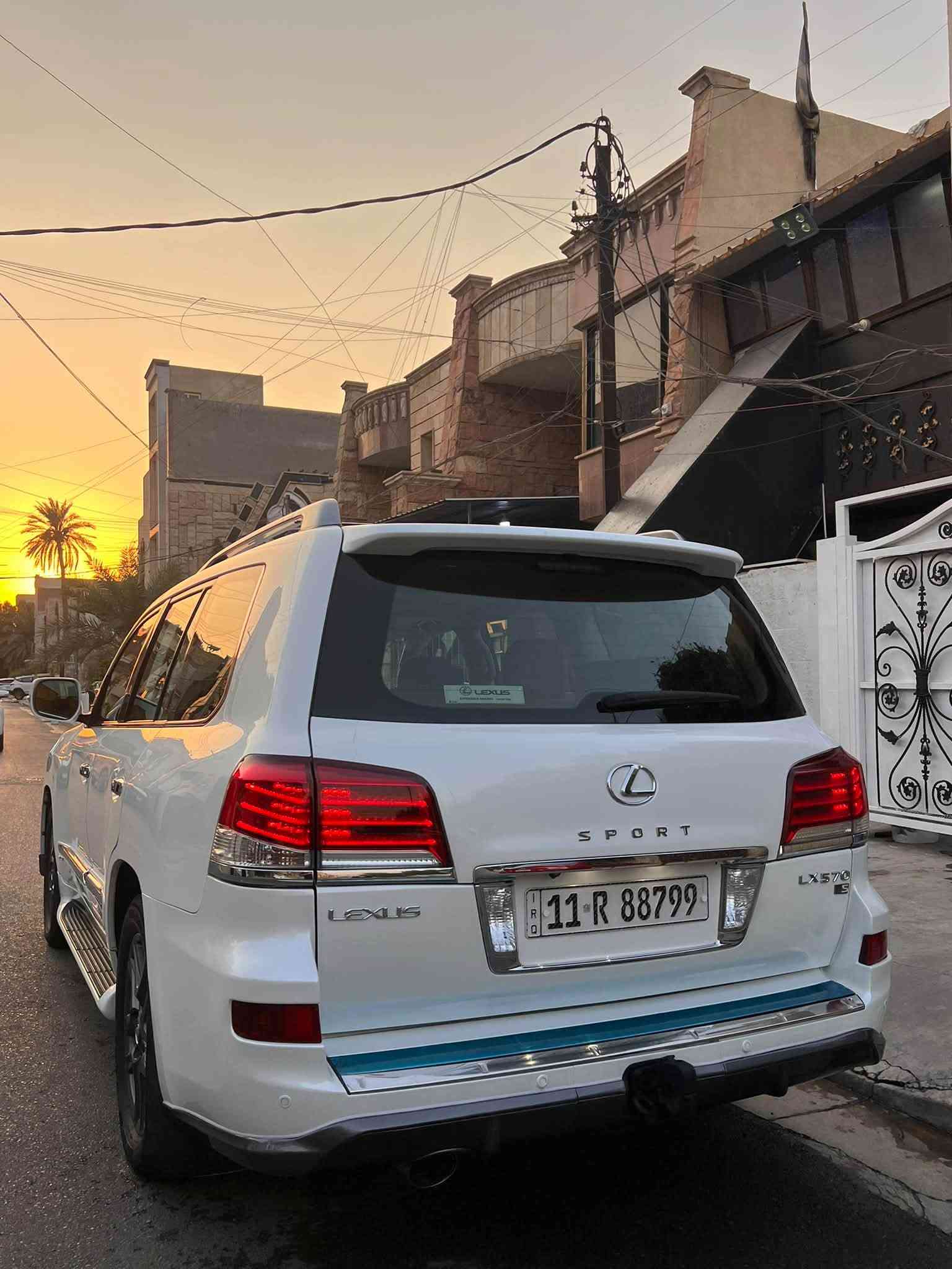 سلام عليكم لكزز 2014 خليجي LX5700 ماشيه 79 على وضع الشركه كامله بدون نقص تخم تاير باتري جديد كير مكينه تبريد ثلج مكينه 8 سلندر رقم بغداد بسمي فول السياره S اعلى مواصفات بالكزز فتحه بصمه داخل جلد قرميدي كشنات كهرباء تدفئه تبريد خزن ميموري السياره نضام جكات تبريد بيانو رادار امامي وجانبي كامرات محيطيه شاشه بلاديه شاشات بالكشنات بلاد بصمات عدد 2 جنطه كهرباء ثلاجه انضمه قياده تحكمات فول ارضيات الشركه بيه السياره مكفوله من الضربه عدا شبر صبغ بالباب الخلفي عكس السايق بدون فتح السعر 365$ وبيه مجال بسيط مكان السياره المنصور 

‭***********‬
