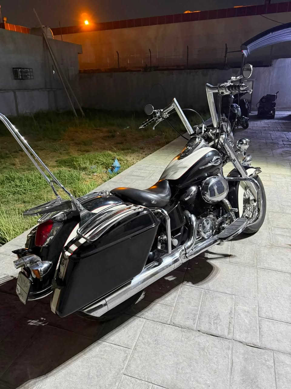 هوندا شادو محرك 750cc
موديل 1992مرقم بغداد

عليهة تزويد درع + جنط +استيرن تفصال

ماشية 47 الف

دراجة مكفولة من تاير لتاير تجي وتكلب ع راحتك

مكاني بغداد كرادة

***********

السعر المطلوب 36$ بيهة مجال حك جية
