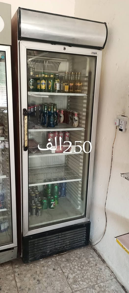 عندي عارضات ومجمده للبيع بغداد البلديات المعسكر قرب حسينية ام البنين

نص مكتوب في الصور:
- 300 ألف
- 225 ألف
- 225 الف
- 250 ألف