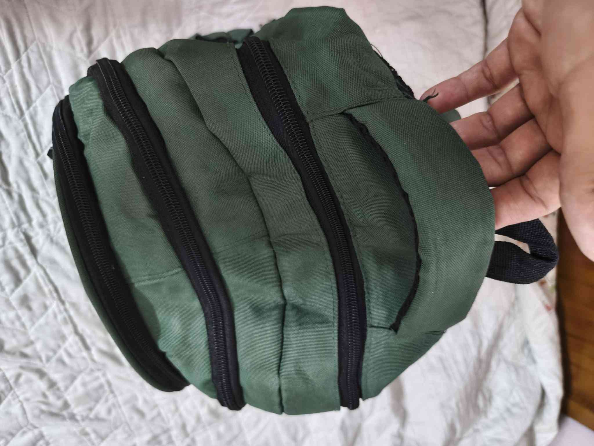 جنط مدرسيه عدد ٢ مال ثانويه
بالة أوربي نظيفات جدا مابيهم أي ضرر ماركه 
القطعتين ب١٥ ألف 
يتوفر توصيل لجميع انحاء العراق
