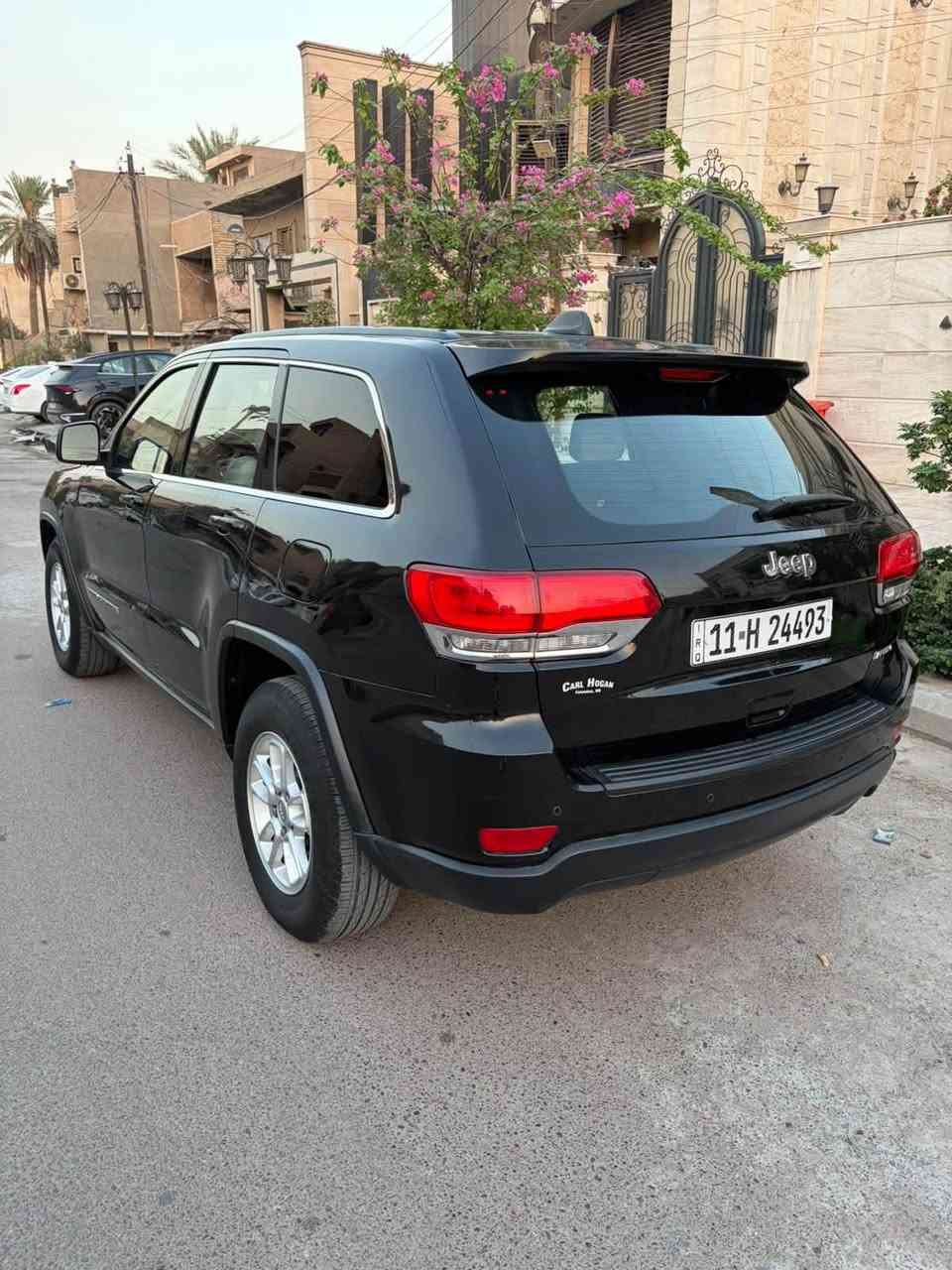 سلام عليكم للبيع جيب شيروكي 2018 وارد أمريكي بيه صبغ صفحه بدون دواخل سونار صور حادث بل منشور  سياره بدون يرباك سياره جاهزه بدون اي نقص سعر 168 سياره بكانه بغداد رقمي ***********

نص مكتوب في الصور:
- BidHistory.org
