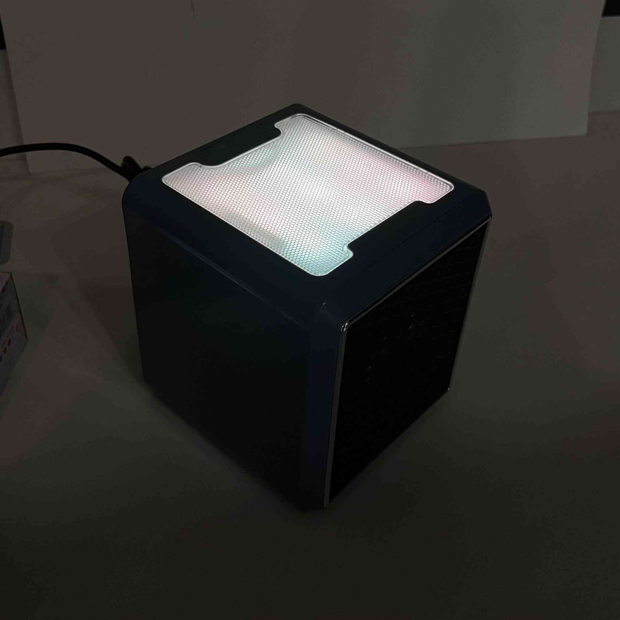🔥❄️ دفاية Handy Heater Pure Warmth

دفء سريع وقوي بتقنية السيراميك 🔥
🌡️ 3 مستويات حرارة
🍃 فلتر True Shield لتنقية الهواء
🛡️ حماية تلقائية وسطح بارد الملمس
🏠 تصميم مدمج وسلك مخفي، مثالية للمنزل والمكتب.
السعر 18الف
توصيل متوفر لكل العراق
واتساب: ***********
دفء أكثر… بحجم صغير! ❤️
