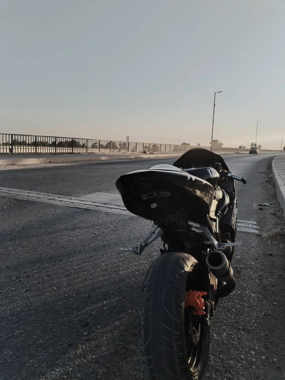 السلام عليكم بطح كاوسكي ٢٠٠٦ كفاله عامه  كير ومكينة برغي ماطاخينة  بيع مستعجل 24 وبيها مجال مكان المسيب بابل ***********
