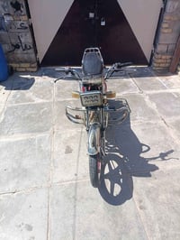 للبيع • دراجة