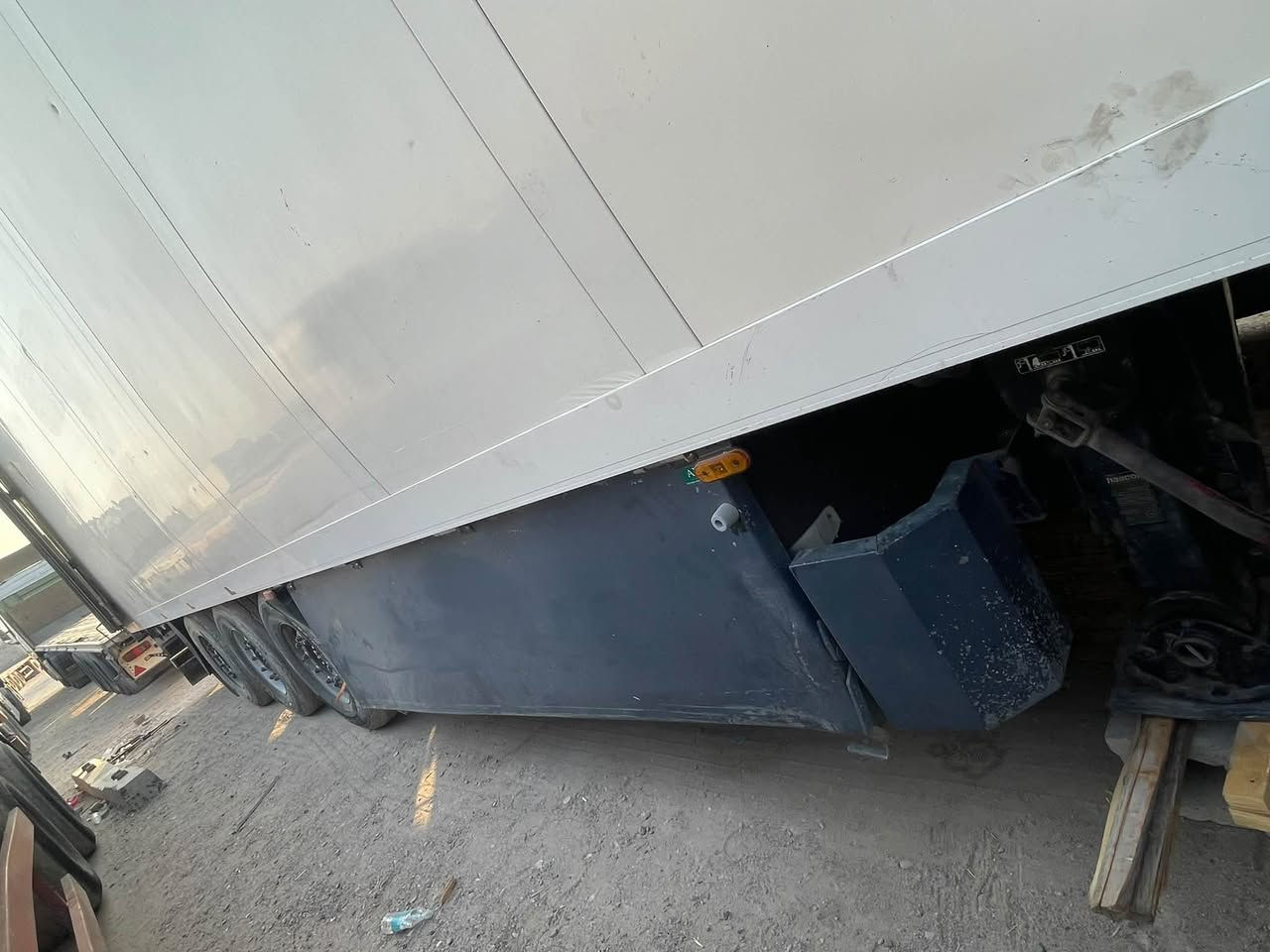 براد شمتز • ٢٠٠٤ • بدون جهاز