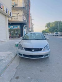 لانسر • موديل ٢٠١١ • شاشة وكاميرا