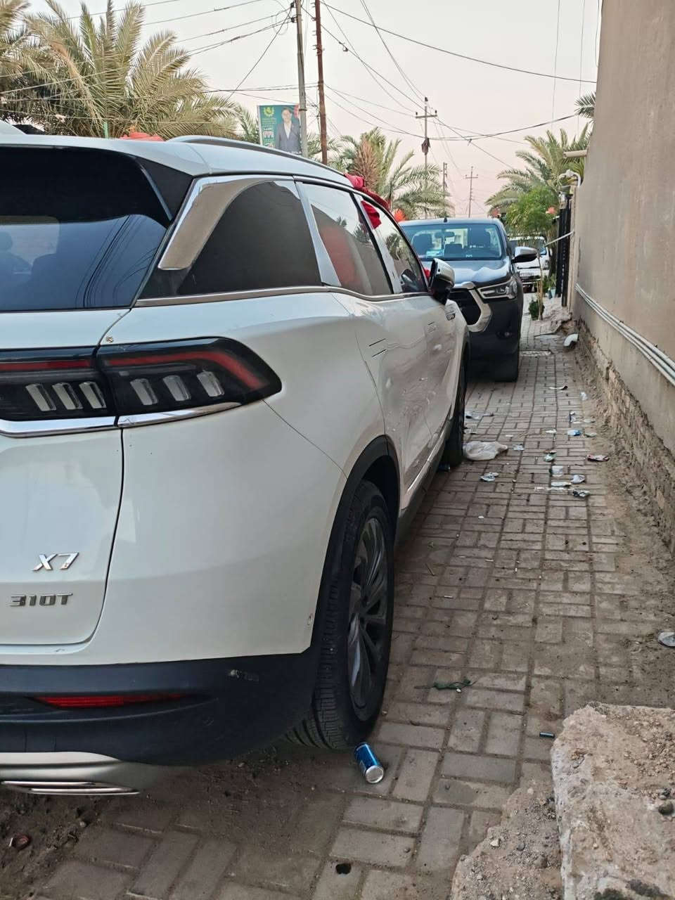 ناقل حركة 7 سرعات من شركة AISIN اليابانية
نظام تعليق من شركة BOSCH الألمانية لثبات عالي
ضمان 6 سنوات على ناقل الحركة (القير)
🛡️ أمان ومتانة بتقنيات عالمية
هيكل صلب بنسبة فولاذ 70% بتقنيات Mercedes-Benz
رادار تفاعلي ومثبت سرعة ذكي
تحديد مسار وتحذير نقاط عمياء
ال💎ــسعـر 🟥165

كاميرات 360° مع داش كام تسجيل رحلات مثبت مسبقاً
تحذير التصادم ومانع الانزلاق
👑 رفاهية الدرجة الأولى
داخلية جلد فاخرة
مقاعد تبريد وتدفئة وتدفئة للمقود
كرسي سائق كهربائي مع ذاكرة لوضعيات القيادة
إضاءة محيطية Ambient Light وإضاءات ترحيبية
صندوق خلفي كهربائي
سايد بريك كهربائي مع Auto Hold
سيارة تجمع بين الفخامة والأمان والتقنيات الحديثة والثبات العالي

لاستفسار ***********
