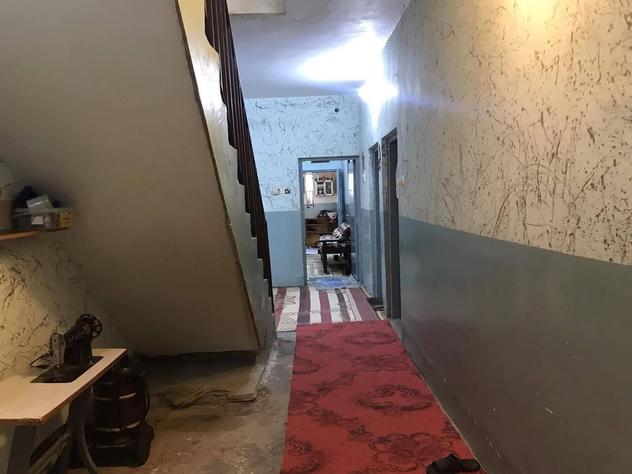 دونم للبيع مع بيوت عدد 2 جاهزات للسكن بغداد الدوره عرب جبور قرب المستوصف الجديد
المنطقه فول خدمات 

واجهه الدونم 16.5

نزال 127 

مساحه كل بيت 300م 

تفاصيل 

البيت الاول طابقين بناء بلوك 

غرف النوم عدد 5

حمام عدد 2 

البيت الثاني بناء طابوگ 

غرف النوم عدد 2 

نقص فقط محجر درج 

للتواصل مع صاحب العقار مباشر 

.... بدون دلاليه..... 

***********
