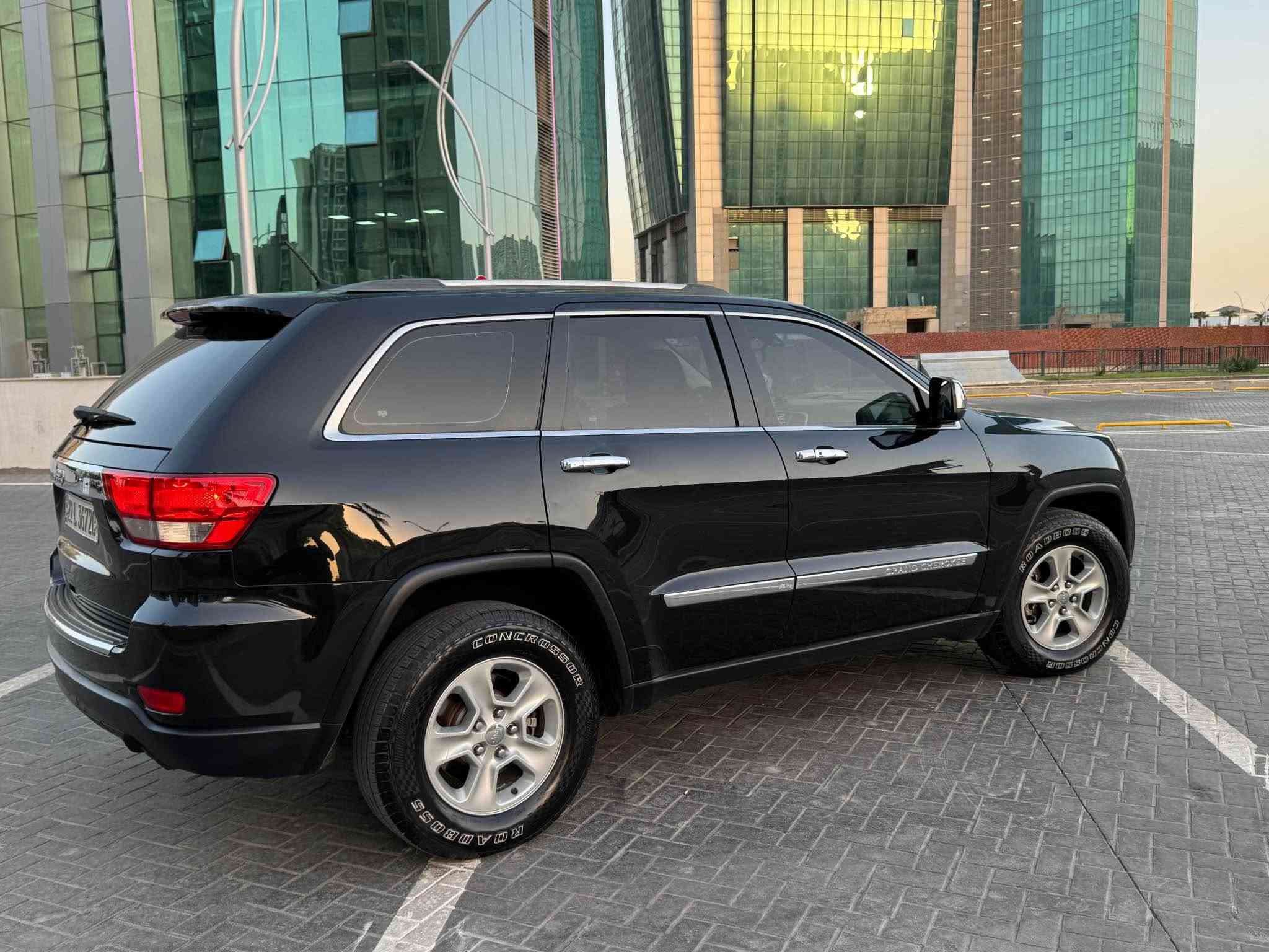 Jeep Laredo 2011
فول مواصفات بدون فتحة 
سيارة ماشاءالله حلوة نفس صورة 
رقم اربيل دولي جديد ٢٠٣١ 
بسمي سيارة 
فحس هزة كل جديد 
دعامي ال دعامي كفالة مابي روبع مسرف  
روبع مسرف بي سيارة رجع 
٢ قطحة صبغ بدون دواخل كبس سيارة  
سونار موجودة 
سيارة تبريد مركزي بصمة فوليوم كشين كاربا  فول 
٣ ورقة غرامة نزل سعر 
سيارة موافقة جام اسود الغا ٢٠٢٧ 

مكان اربيل 
رقم موبايل :*********** 
عندي فايبر او واتساب 
سعر:١٢٨ ورقة شوية مجال ماكو هيج سعر كل عراق نفس سيارة فقد بيع 

جێب لاریدۆ مۆدیل ٢٠١١ 
مواسفات کەنەدی 
فولی بئ سلایت 
تبرید مرکزی ئاوینە هیتەر کوشین کارەبا بەسمە ڤۆلیۆم تحدیل سورحە زۆرمواسفاتی تریش 
بۆیاخ دووپارچە بۆیاخە سۆنەری مەوجودە 
چاملخ پێشەوە لەگەل چاملخی دواوە بئ دەحم
لەدەحامی لۆ دەحامی بەشەرت یەک تاک هەزاری مەسروفی تیدانیە 
گێرمەکینە تەقەو رەقە هەمووگیانی بەشەرت
سەنەوی تازەیە تا٢٠٢٧ بەناوی خۆمە
کتابی جام رەشی لەگەل تا ٢٠٢٧ 
٣٠٠دولار غرامە لەسەرە دەگەرینمەوە دوای محامەلە 
لەوێنە چۆنە لەواقیحش وایە زۆرپاکە ماشالله 
گێرومەکینە ناو پاکەتی لەسەرە شەش پستۆب مەکینە ٣.٦ مەکینە مۆدیل نوێ 
لەهەولێرە سەیارەکە
ژمارە مۆبایل:*********** 
ڤایبەرو واتساپی لەسەرە 
نرخی:١٢٨ مەجالیکی کەم 
تکایە موشتەری نی بیزارم مەکە أربيل, العراق

