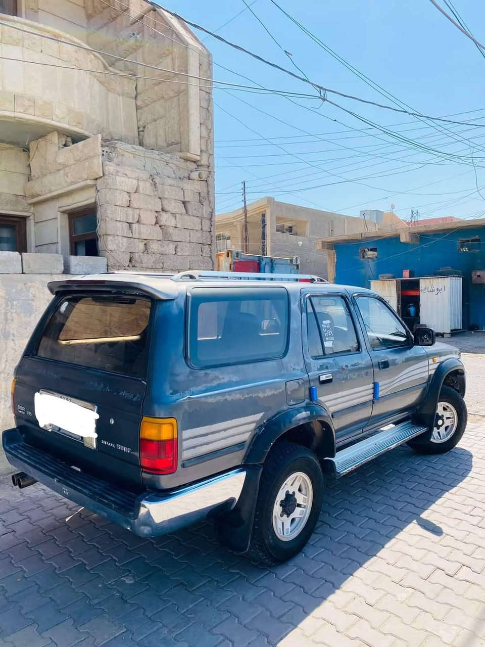 تويوتا سورف موديل 1992
محرك 6 سلندر بلادي 
كير توماتيك 
رقم نينوى دولي باسمي تحويل مباشر
السيارة بعدها على بلادها بيها جراد فقط بالكشر وتحتاج صبغ 
العنوان موصل 
السعر 55
***********
