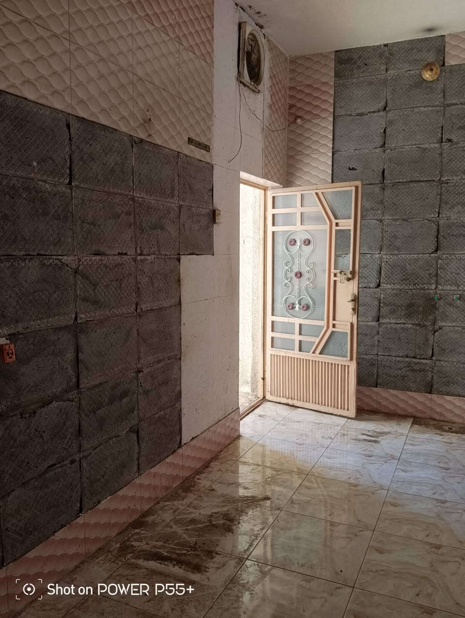 بيت للايجار في ٧ نيسان طابقين في مربع كلية التربية الاساسية المساحة ١٣٠م ثلاثة غرف (واحدة بالارضي واثنين بالطابق الثاني) نوم وهول واستقبال ومطبخ وصحيات عدد اثنين مع خط مولد ووطني للاستفسار
‏‪***********‬‏
بيت للايجار في ٧ نيسان طابقين في مربع كلية التربية الاساسية المساحة ١٣٠م ثلاثة غرف (واحدة بالارضي واثنين بالطابق الثاني) نوم وهول واستقبال ومطبخ وصحيات عدد اثنين مع خط مولد ووطني للاستفسار
