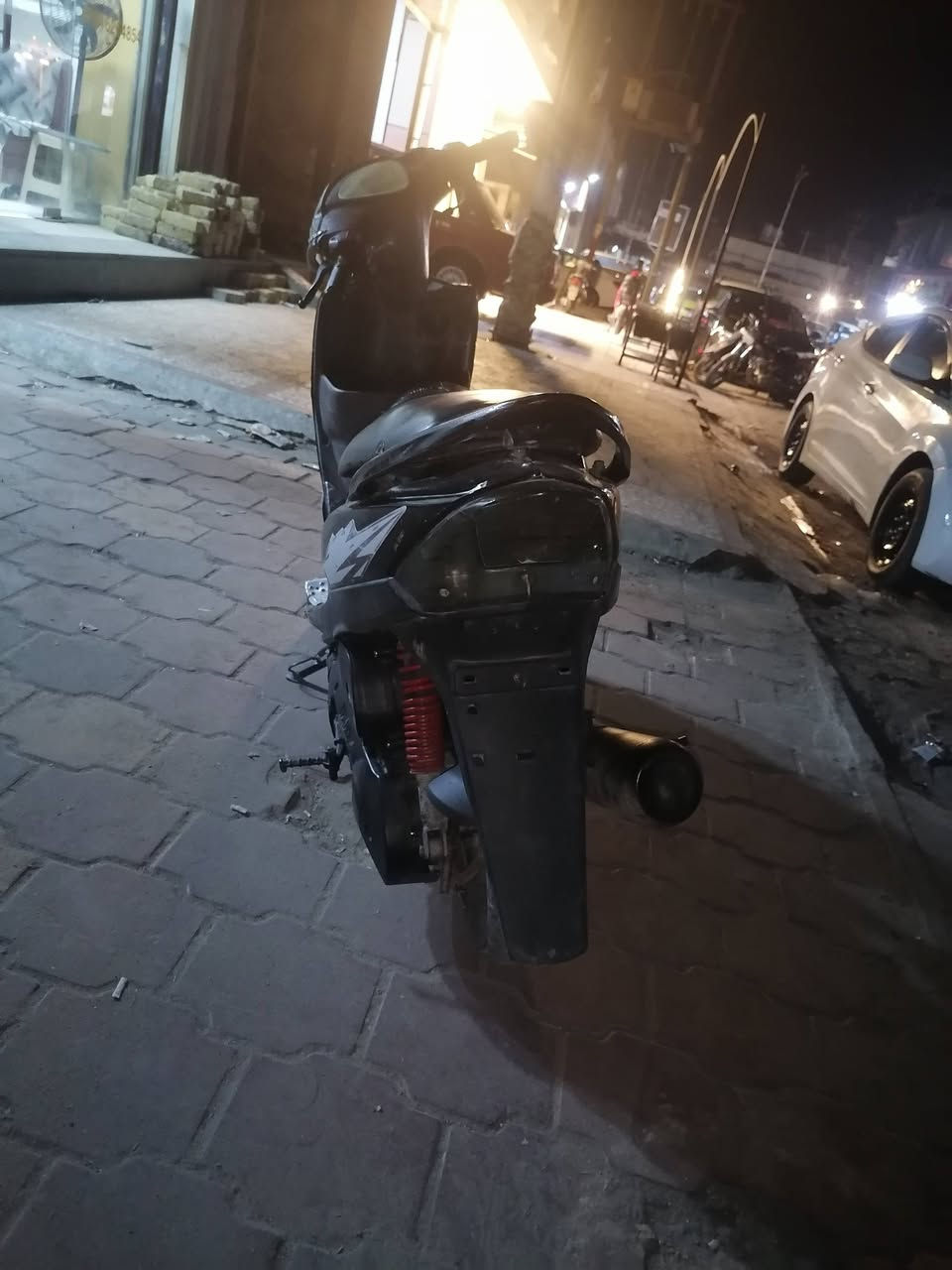 ماكس عدله مفتوحه كفراته كله اصليه مختمه مكينه حلوه مشي وشلعه نقصه باتري سعر ٤٥٠ مكاني الناصريه مركز رقمي ***********
