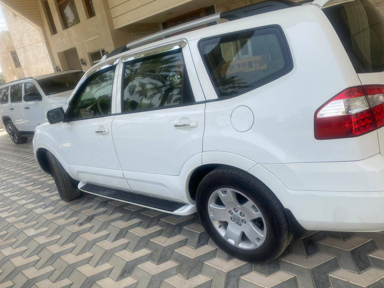 /
مهافى ١٤ فول مواصفات رقم بغداد السونر موجود سياره ماشيه ٢٤٠ خير من الله كير محرك تراي وين متحب تبريد ثلج تخم تاير السياره احله من الصور هذا رقم التواصل ولعده مدير جوه اتراوس محتاج فرق ***********/السعر ١٥٧ بيه مجال
