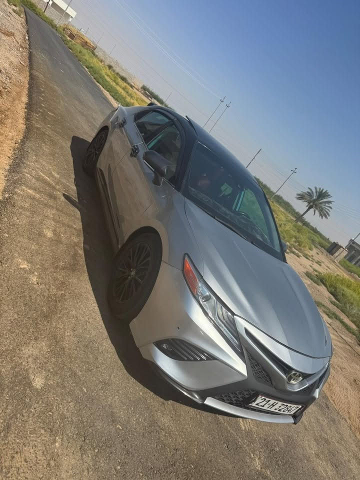 السلام عليكم
كامري 2020 xse
ضررها جاملغ وبنيد مبدلات بلادي 
بصمه +بصمه ابواب 
بنوراما
كشانه جلد
ماشيه 90 الف
داخل احمر 
محرك 4 سلندر
السياره فول للاخير 
السعر 175 وبيها مجال

‭***********‬
