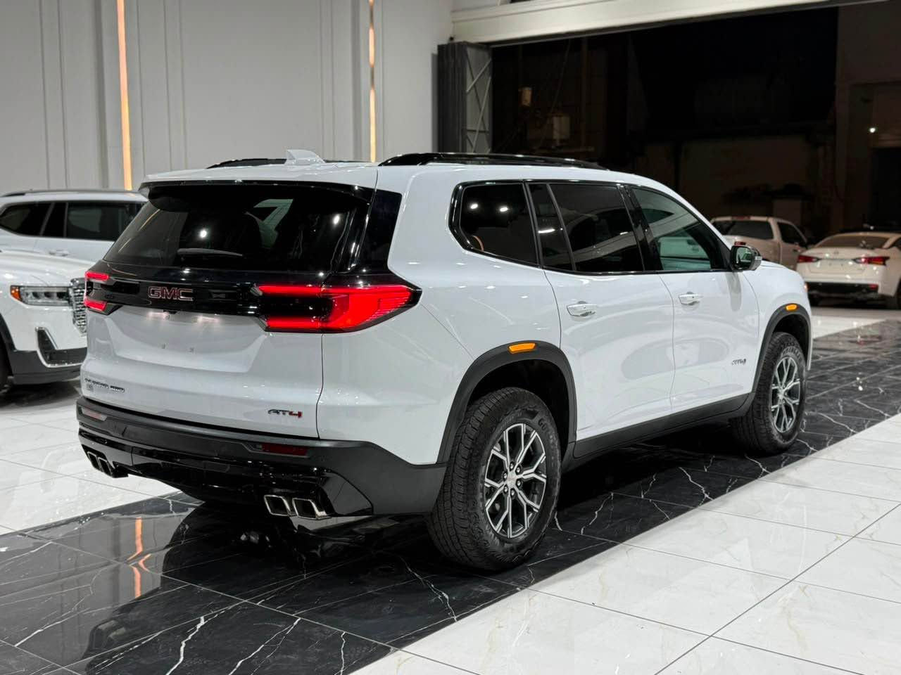 𝑮𝑴𝑪  𝑨𝑪𝑨𝑫𝑰𝑨  𝑨𝑻4 2024
‏4x4
موديل  2024
مكينة2.5
فول مواصفات 
فتحة سقف بانوراما
٧ راكب
بصمة
تشغيل عن بعد
رادار أمامي و خلفي وجانبي 
نظام كاميرا 360
داتا شو
كشن تبريد و تدفئة
ستيرن تدفئة
دواخل ليد
شحن واير ليس ايفون
مرايا شفت 𝑨𝒖𝒕𝒐
صندوق شفت 𝑨𝒖𝒕𝒐
بريك بصمة 𝑨𝒖𝒕𝒐 
جاملغ و بونيد صبغ
بدون دواخل
مسافة 𝑴𝒊𝒍𝒆𝒔 8,000
ايرباك برده سيستم
سيارة موجود اربيل

رقم ☎️ 
***********
*********** - ***********
#𝑨𝑪𝑨𝑫𝑰𝑨 #𝑨𝑻4 أربيل, العراق

