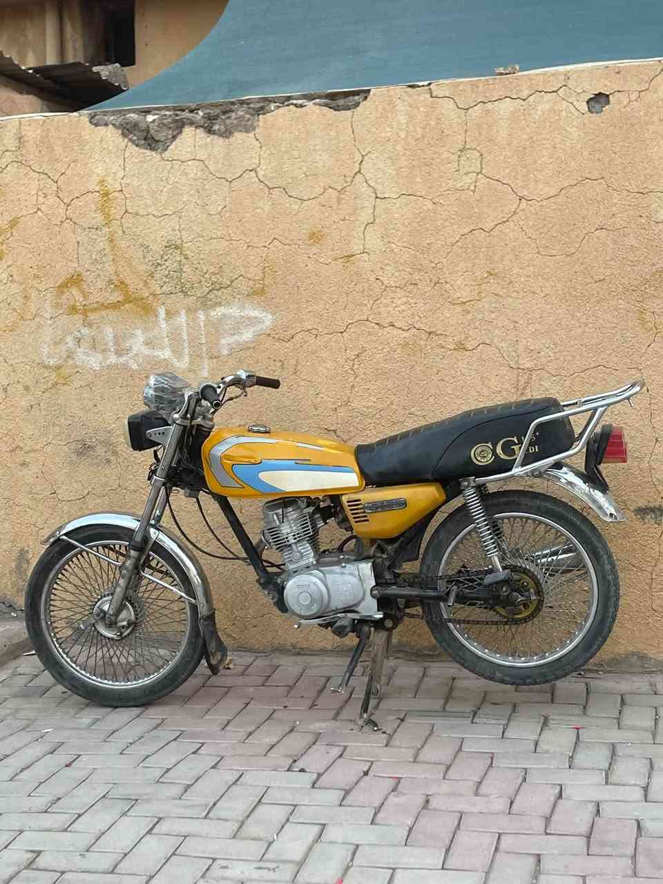 ماطور للبيع ٢٠١٧كهربايات شغال سعر ٢٥٠شراي يخابر***********
