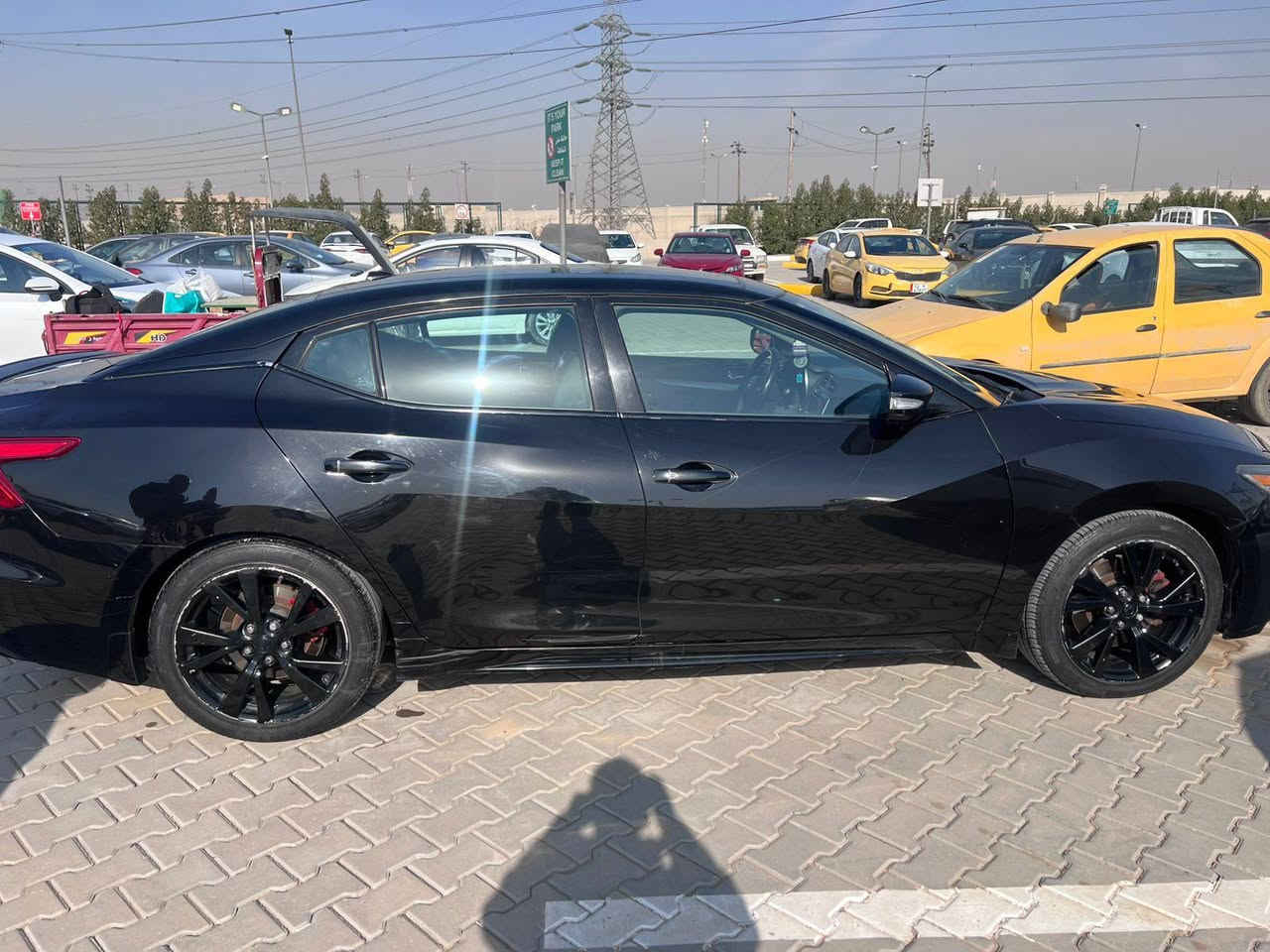 نيسان مكسيما وارد امريكي 2017 SL
محرك 3500 V6 معروفه مواصفاته
حادث خلفي فقط بدون ايرباك بجم كبس 
بانوراما 

تبريد قطعتين خير من الله 

بصمة دخول 

بصمة تشغيل 

كشنات كهرباء جلد بلادي

تدفئة كشنات  

اشارة مراية

تشغيل عن بعد 

وضعيات قيادة نورمال و سبورت 

سماعات نضام Bose 11 سماعة

رادار امامي تثبيت مسار 

كاميرا دواره بلادي

حساسات بلادي 

شاشة ابل كاربلي بلادي 

عداد المسافة 130 كيلو قابل للزيادة

سيارة كفاله محرك كير و عليها صيانه دائمية

باتري جديد /مجاول /بلكات / تايرات 

السعر 105$

***********
