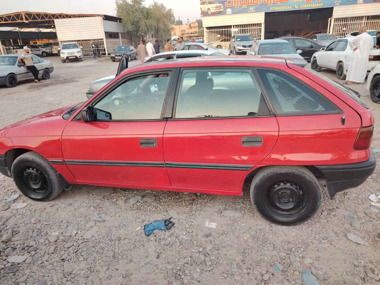 السلام عليكم اوبل استرا موديل 93رقم بغداد بسمي سنوية 31سياره مكفول بيها تلحيضات صبغ السعر 40  محرك الف وستمي الرقم ***********
