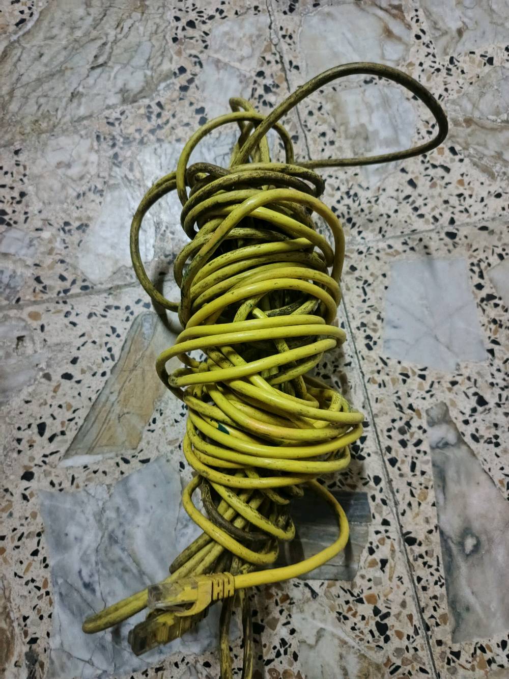 كيبل نت بجودة علية جدن مال pc طولة ٧٠مترة سعرة بس25