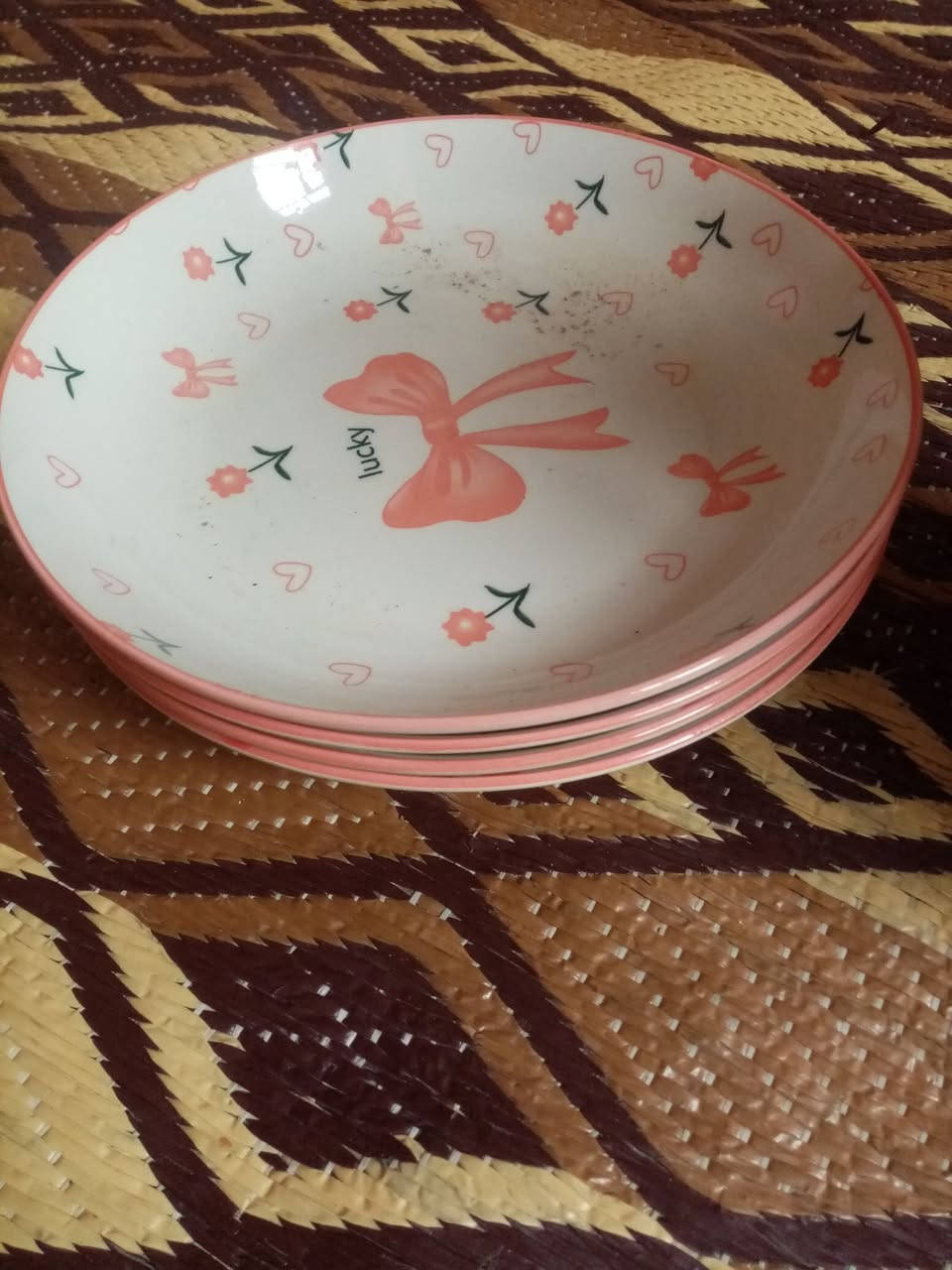المواعين للبيع سسعر السيت 6الاف
الرقم ***********
