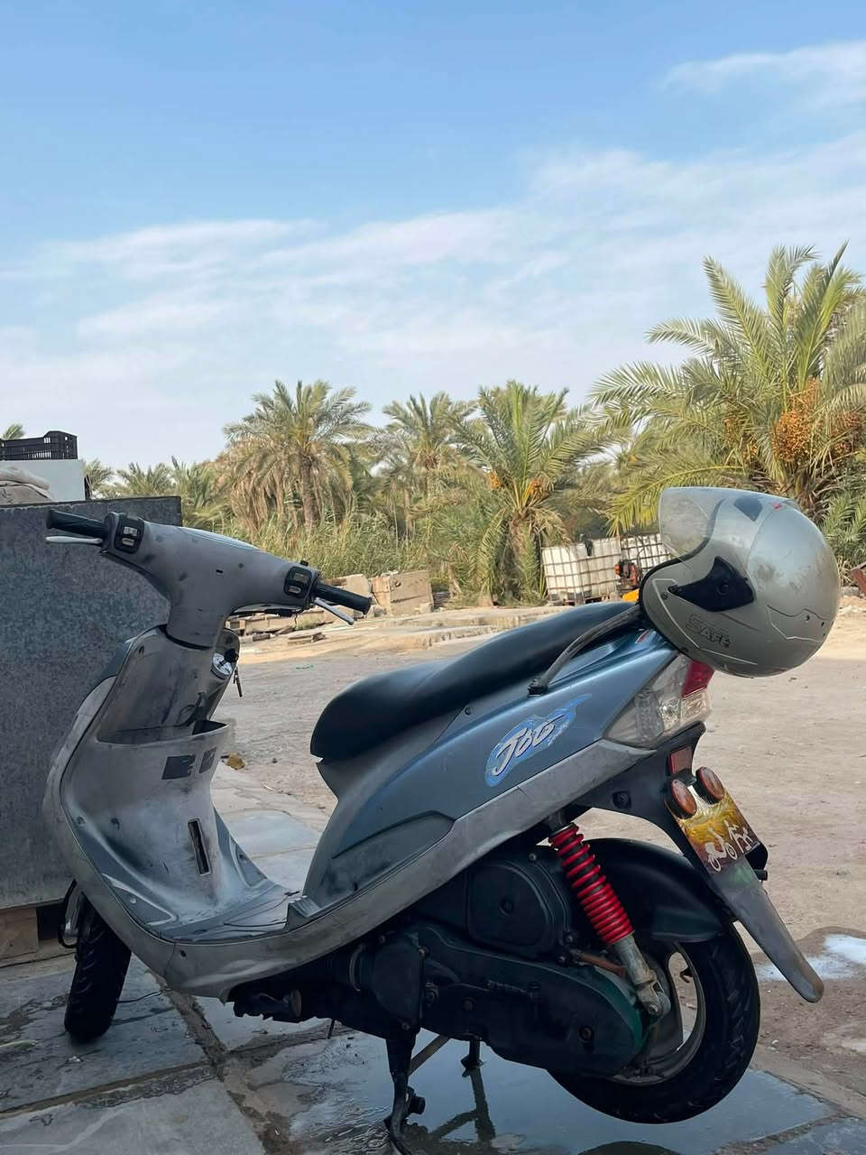 سلام عليكم دراجه ماكس غجمه دراجه تشتغل هندر سلف نكره سلف دراجه ما مفتوه بلاديه  كلشي بيها بلادي قبل سته شهر نزلتها رنبه مكان البصره أبو خصيب شارع الوسطي رقم هاتف ***********
