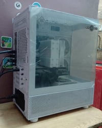 تجميعه DDR4 اني مشتريها جديده وشادها بيدي الكراتين موجوده استعمال قليل...